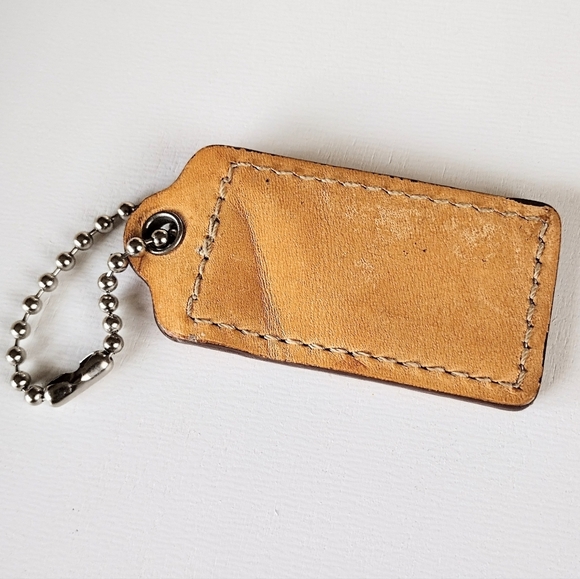 🆕 2.5" Vintage Coach Saddle Tan Leather Hangtag Bag Fob Purse Charm Keychain - Picture 3 of 4